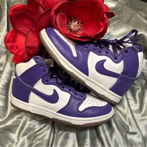 🌹NIKE Women’s Purple Nike Dunk High Top Sneakers - RETAIL $120